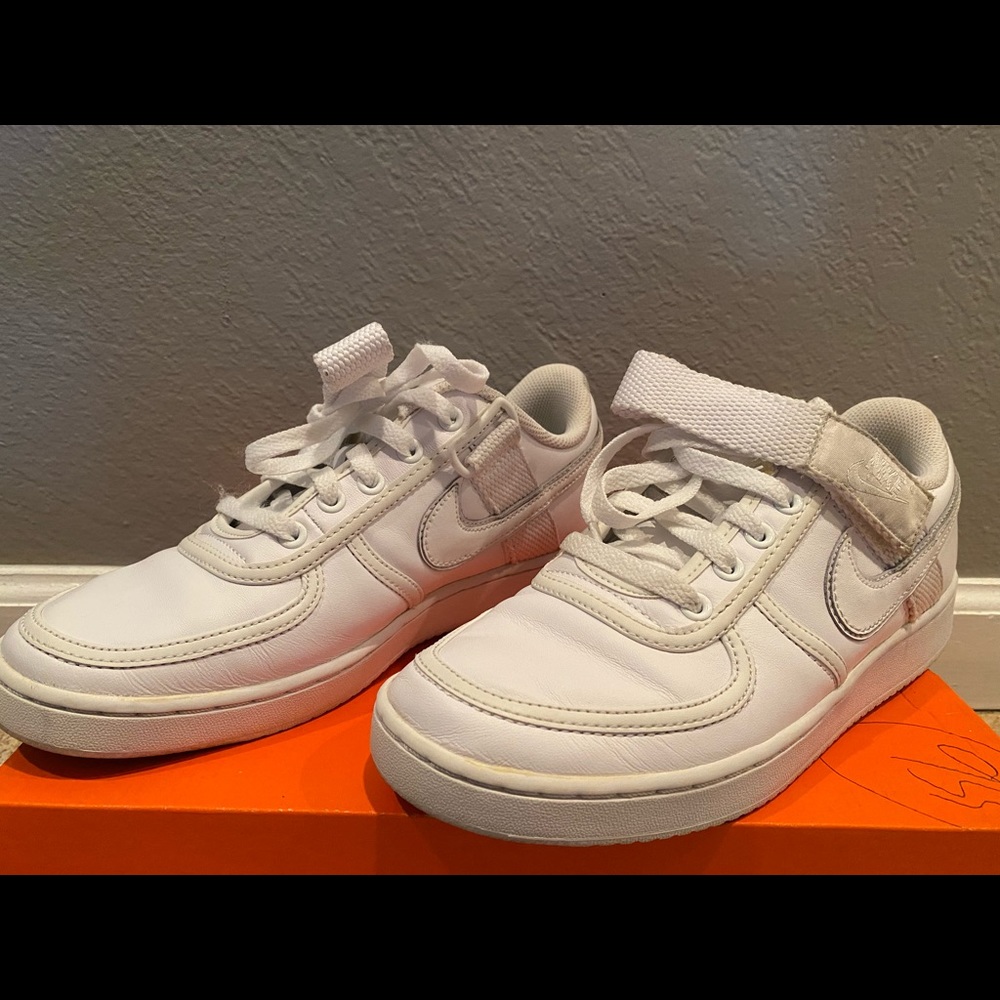 White Mens Nike Vandal Low sz 7.5